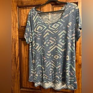 Lularoe Classic T